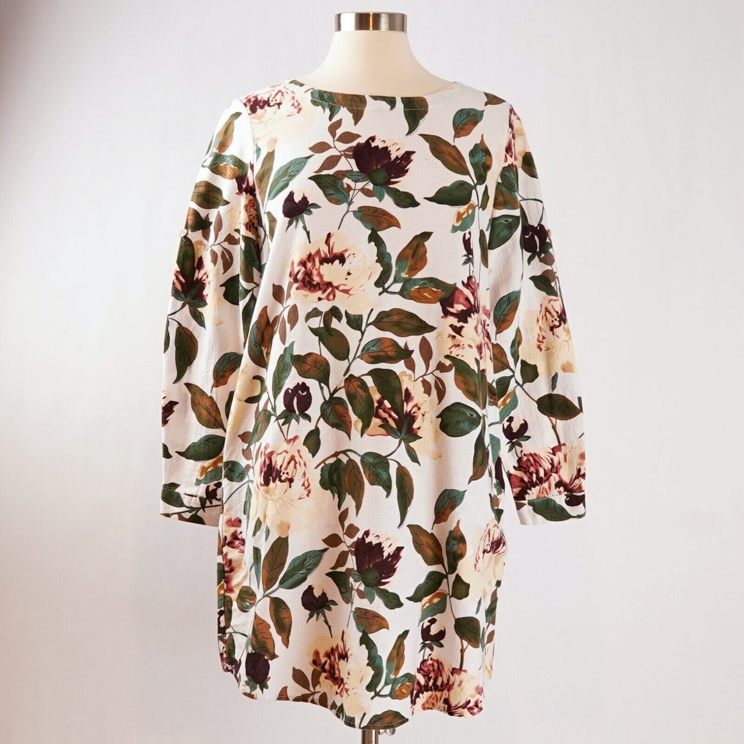 All Over Floral Print Cotton Shift Dress - L