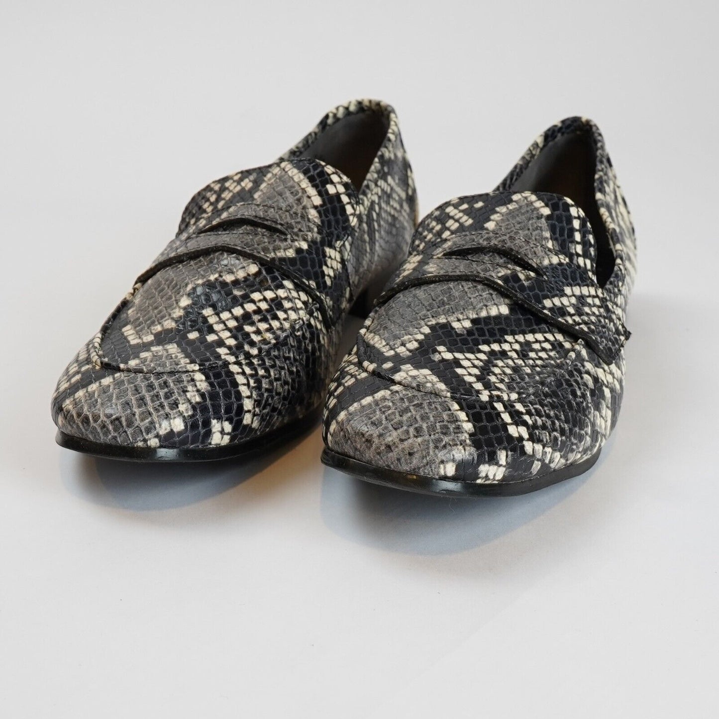 Marc Fisher 'Chang' Snake Embossed Loafer Flat - 8