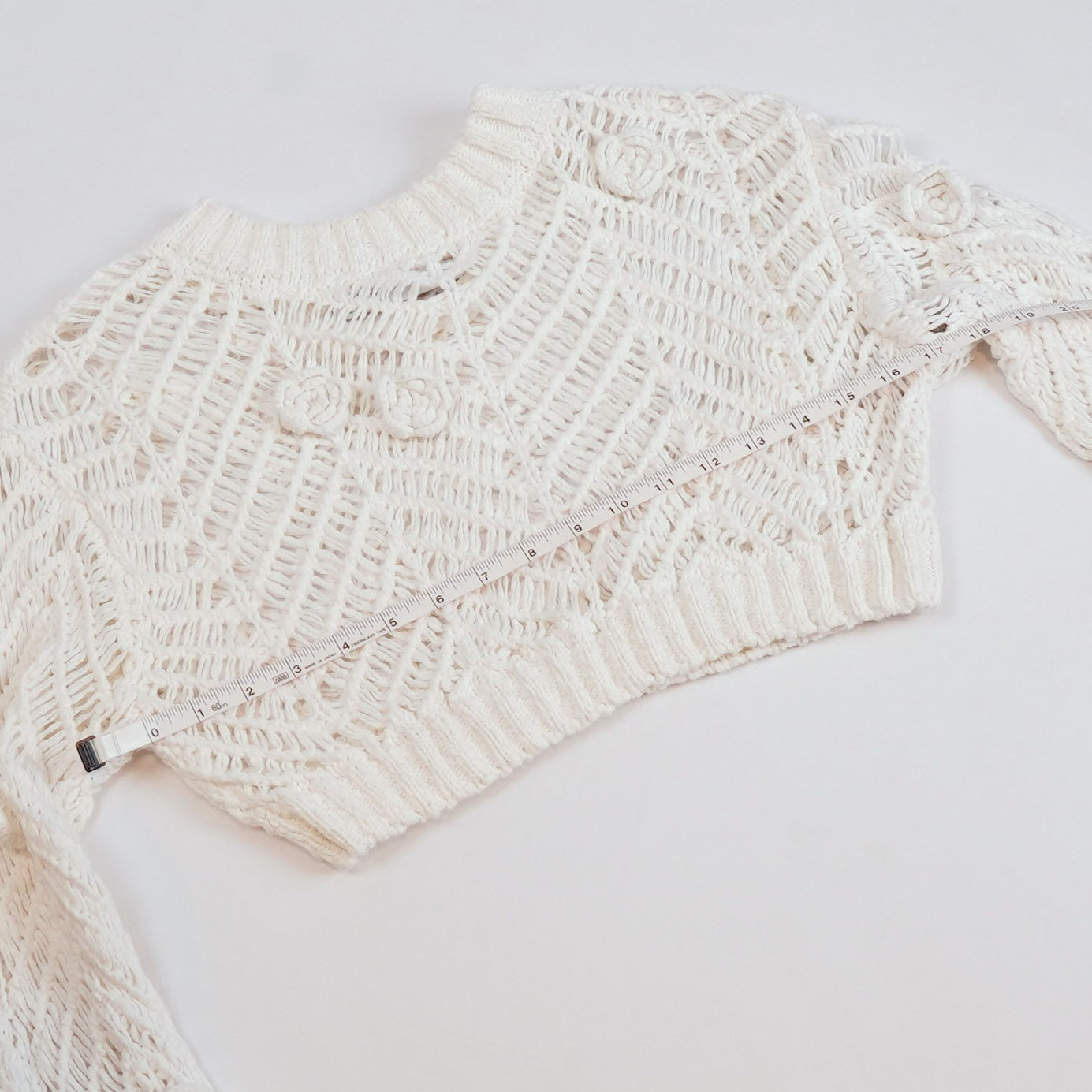 Zara Crochet Knit Crop Sweater Floral Details White - M