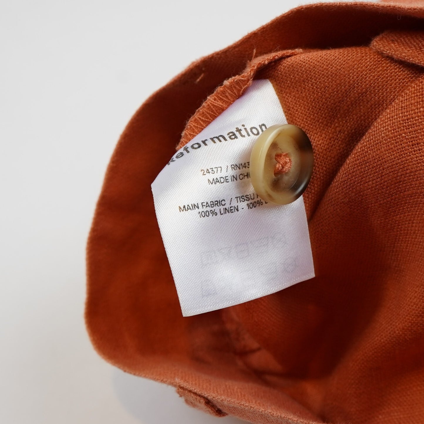 Reformation Bello Relaxed Pleated Linen Shorts Salmon - 6