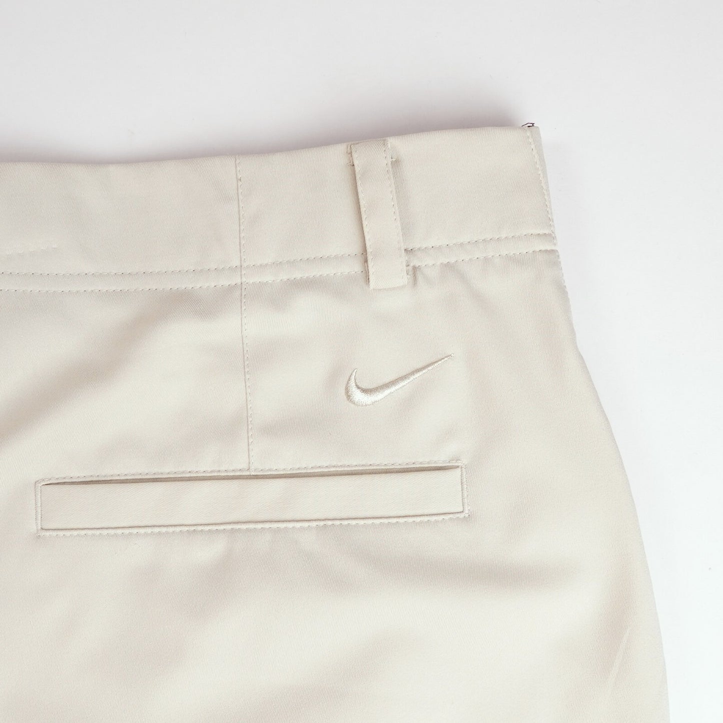 Nike Dri-Fit Victory Chino Khaki Beige Golf Shorts 7" - Size 34