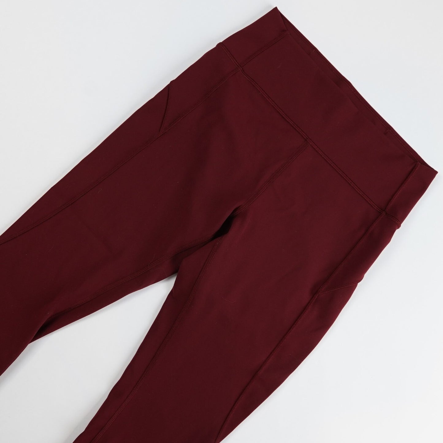 Lululemon In Movement Tights 25" Garnet - 8