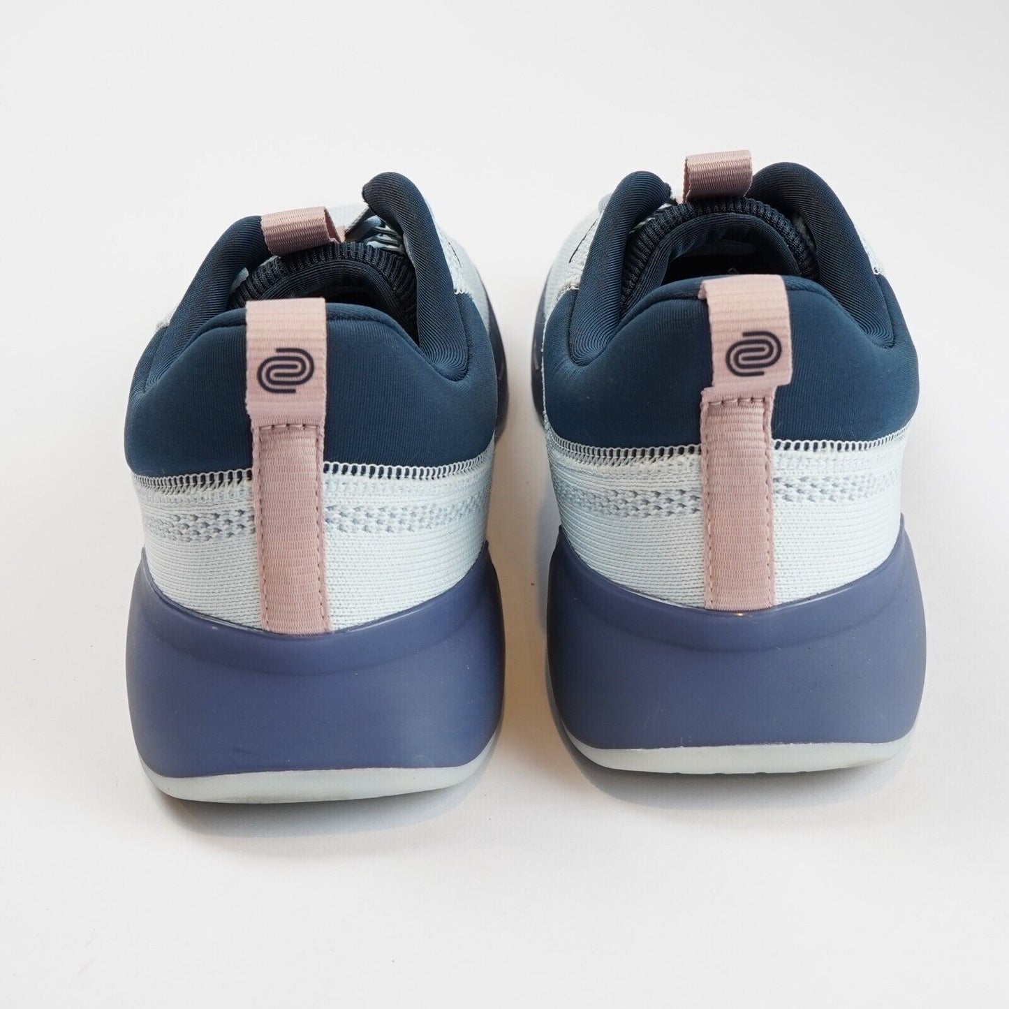 While On Earth Move Training Sneaker in Glacier/Lupin - 10.5