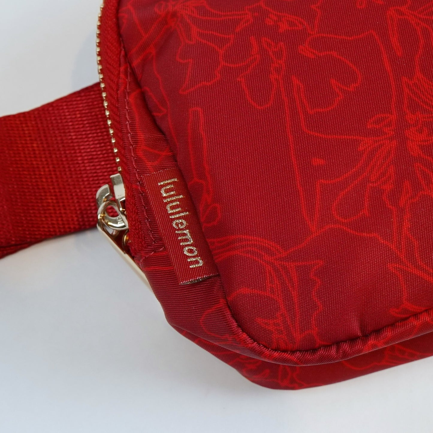 Lululemon Belt Bag 1L - Red Lunar New Year Year of the Snake