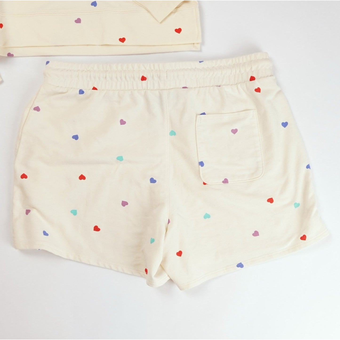 Wildfox Lounge Set Oatmeal Hearts Sweatshirt and Shorts - Size Medium