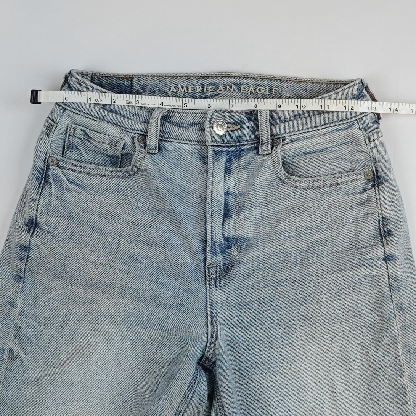 American Eagle Mom Straight Jeans Light Wash - 0 Short