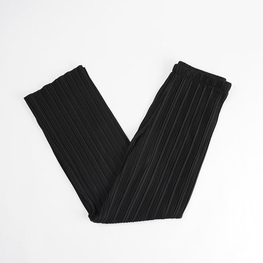 Uniqlo Women's Black Pleated Straight Pants - M - EUC
