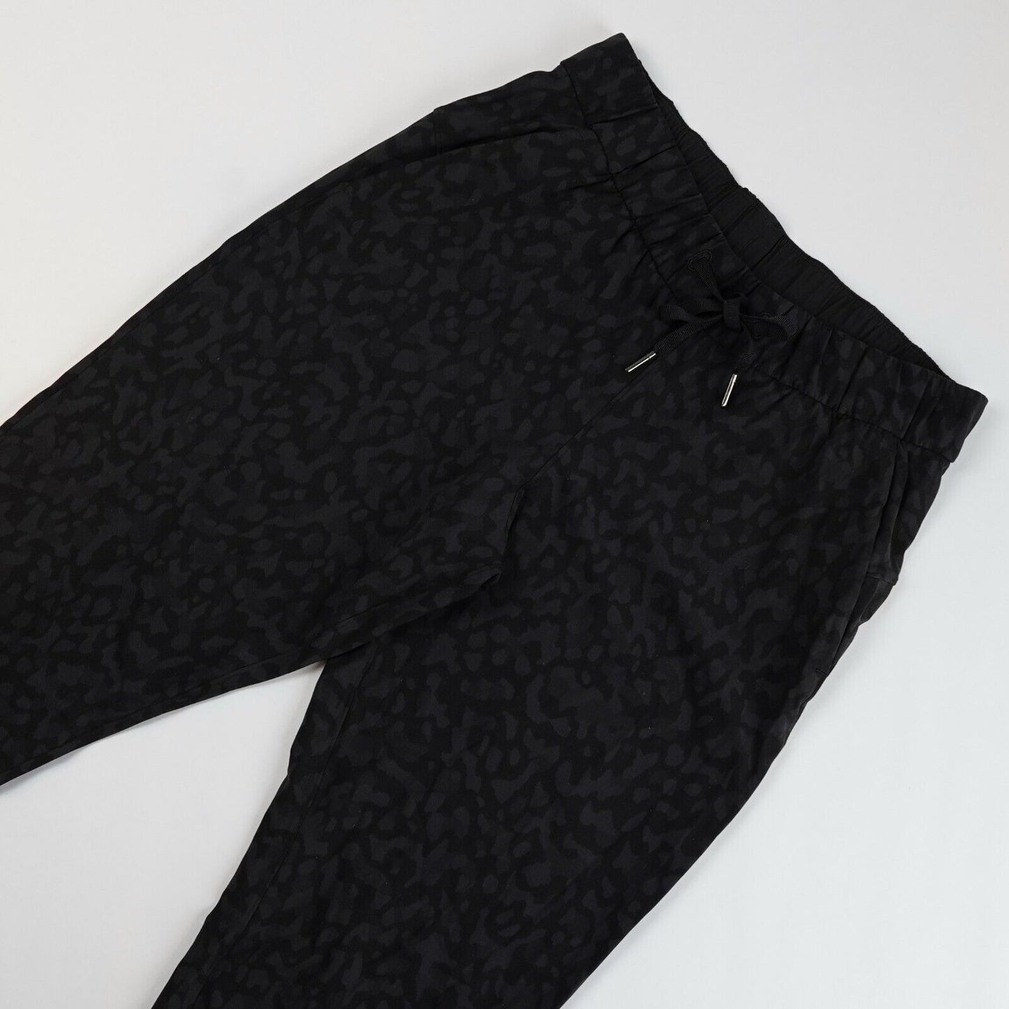 Lululemon On The Fly 7/8 Pant Formation Camo Luxtreme - 6