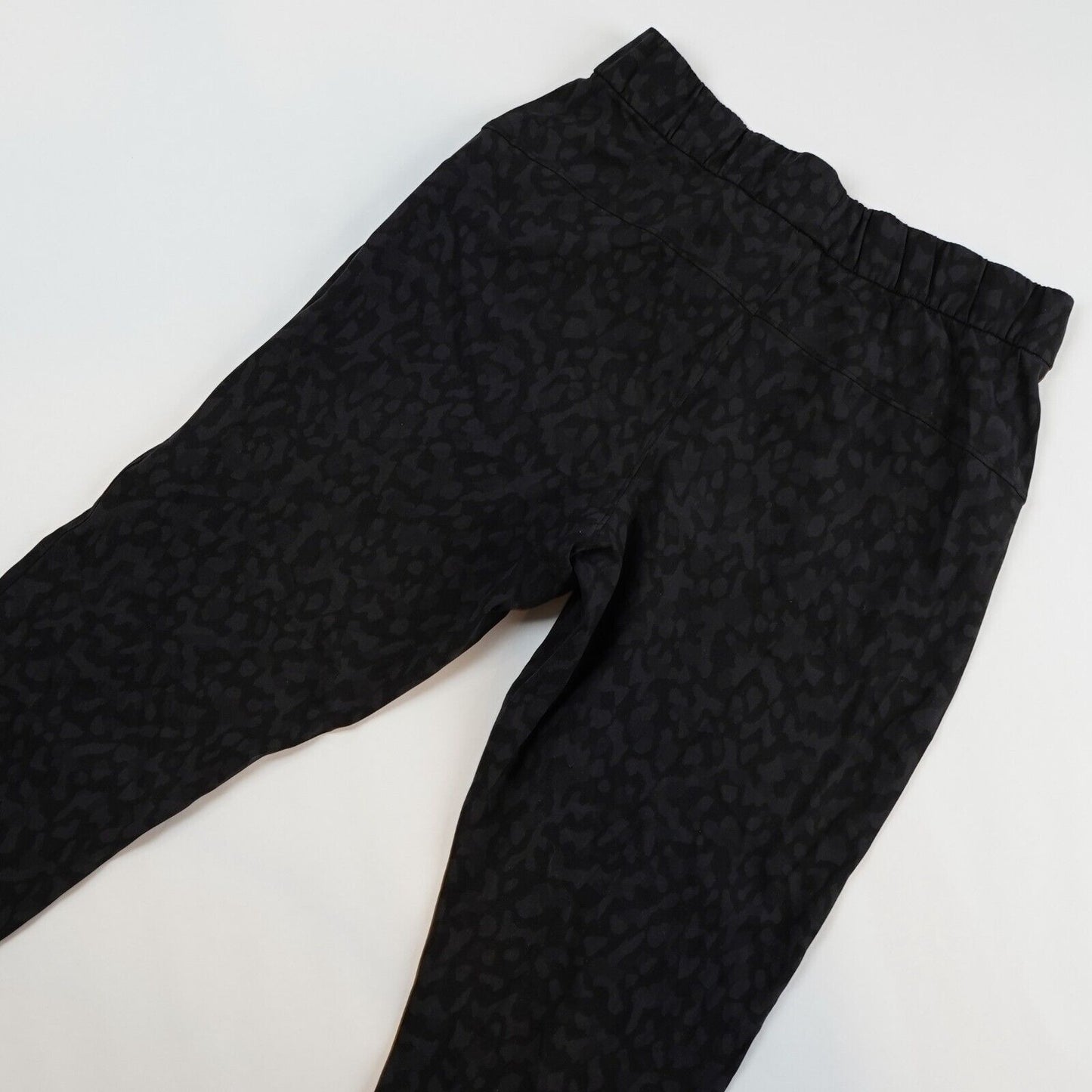 Lululemon On The Fly 7/8 Pant Formation Camo Luxtreme - 6