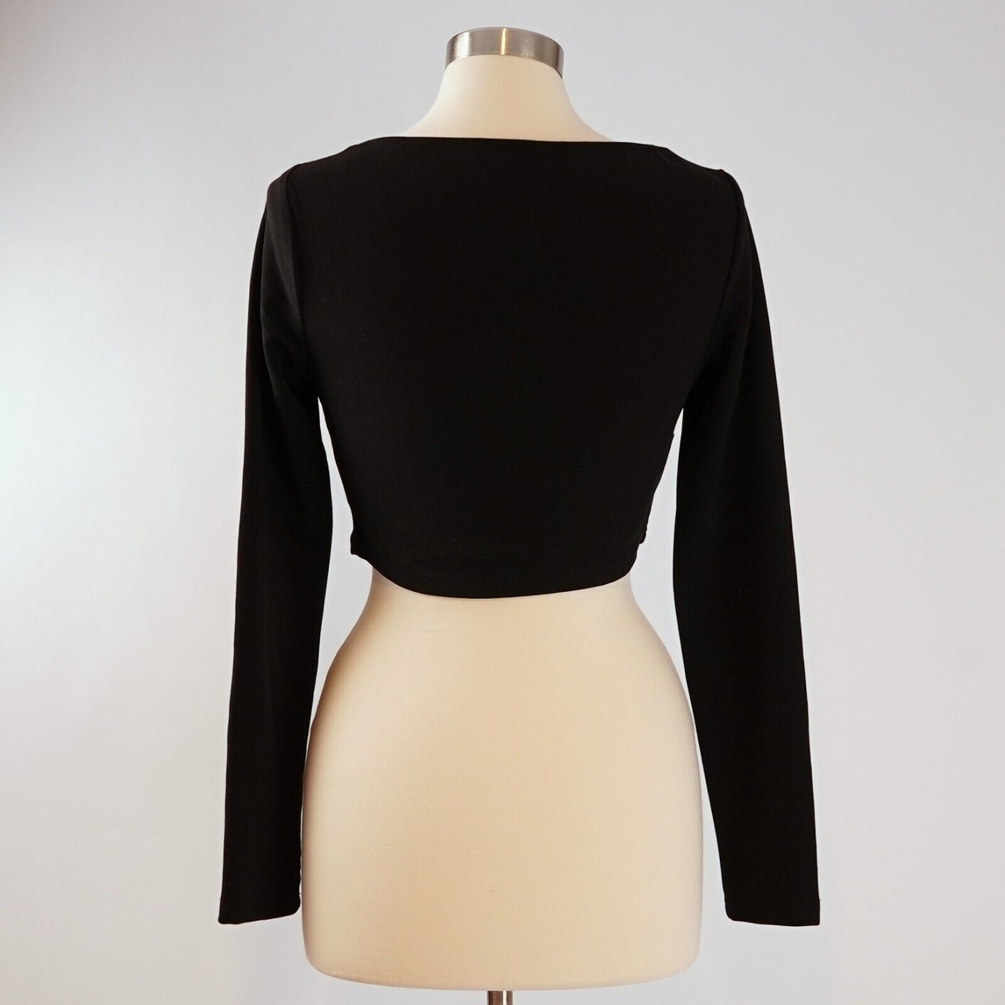 Lulu's Square Neck Long Sleeve Crop Top - M