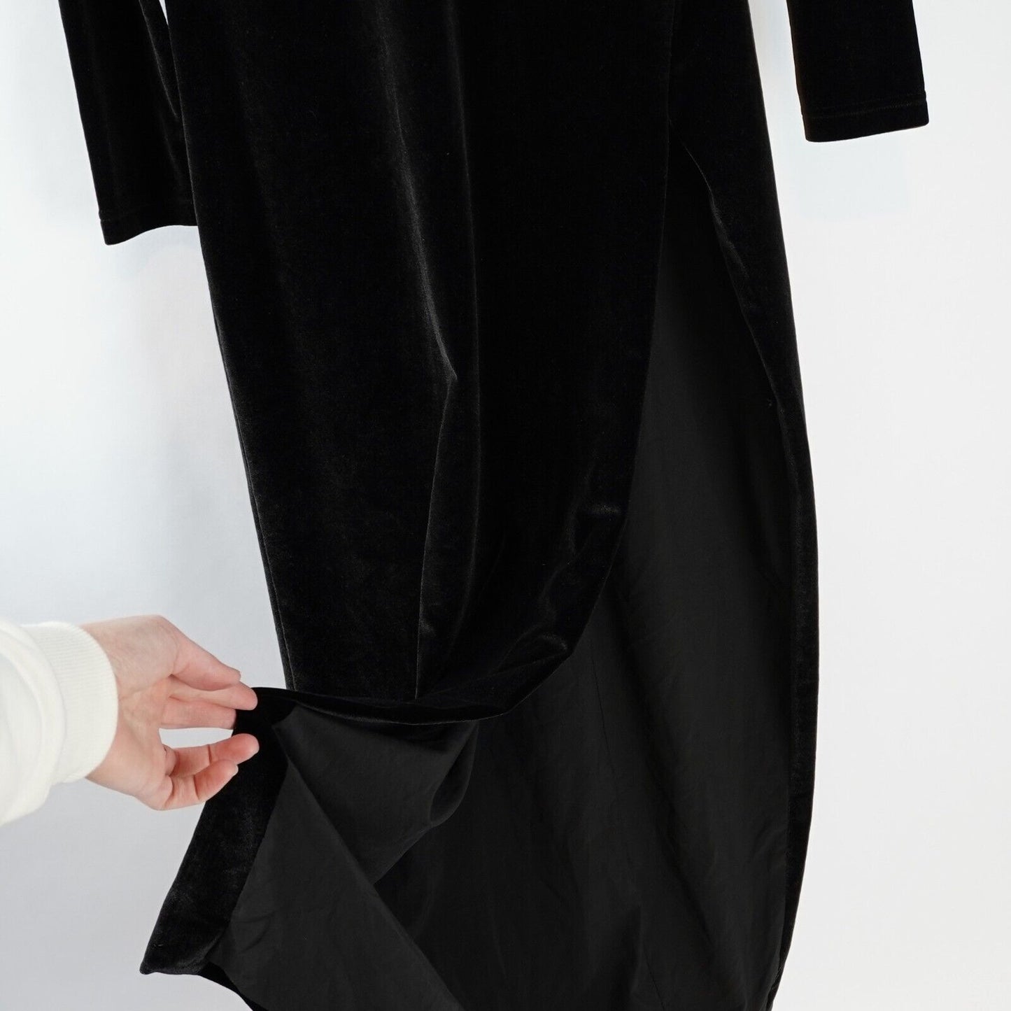 NONchalant Maxwell Dress in Black Velvet - XS