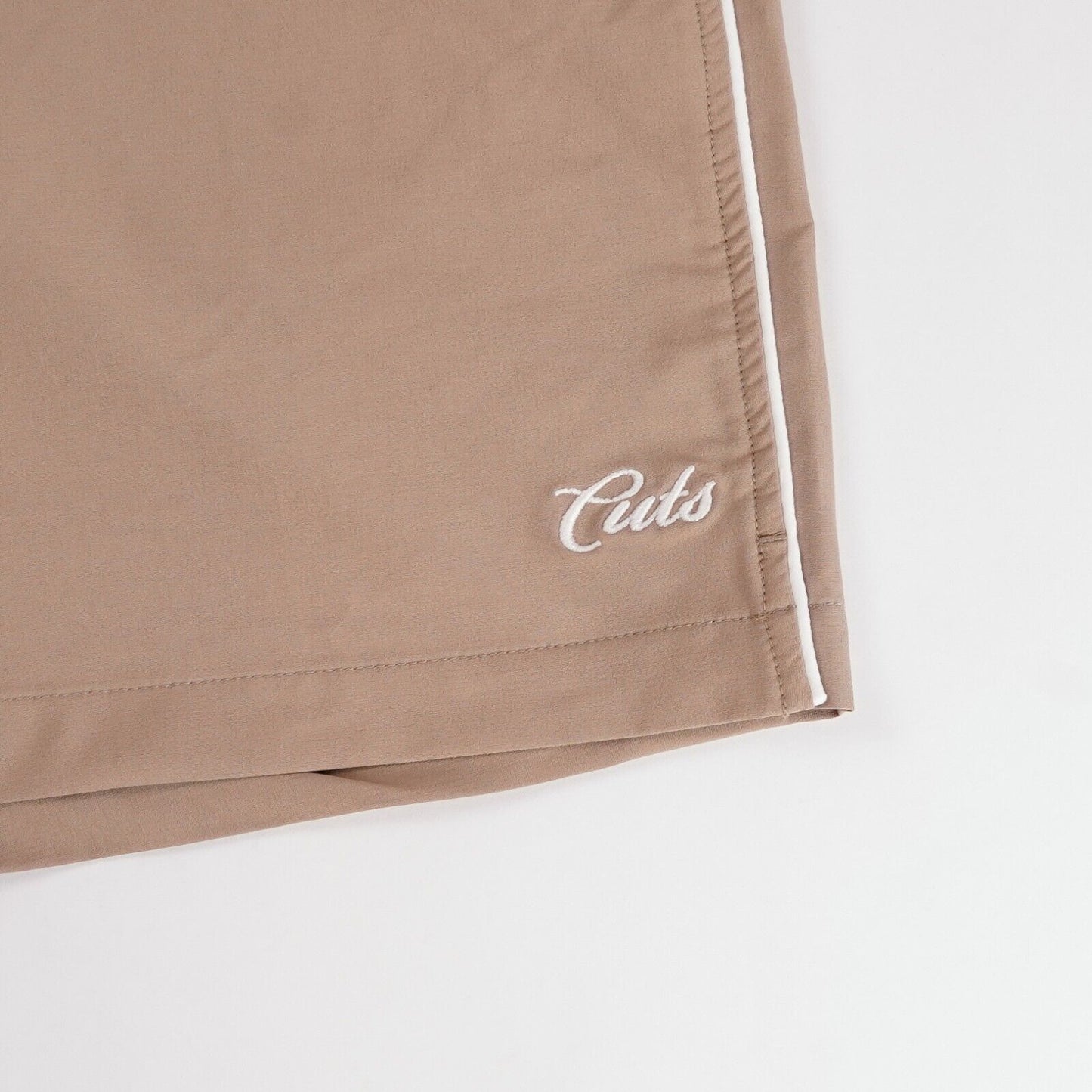 Cuts Amalfi Slim Fit Swim Trunks 7" - L