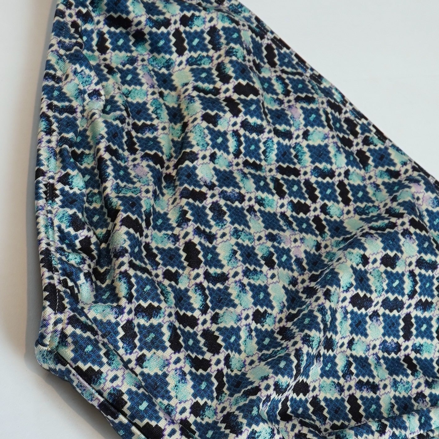 Athleta Aqualuxe Print Bikini Bottom Blue Tiles - S