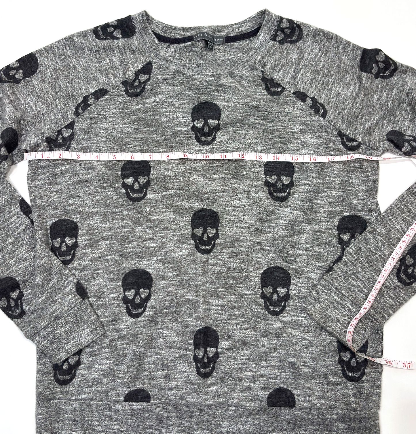 PJ Salvage Skull Crewneck Long Sleeve Gray Black - Small