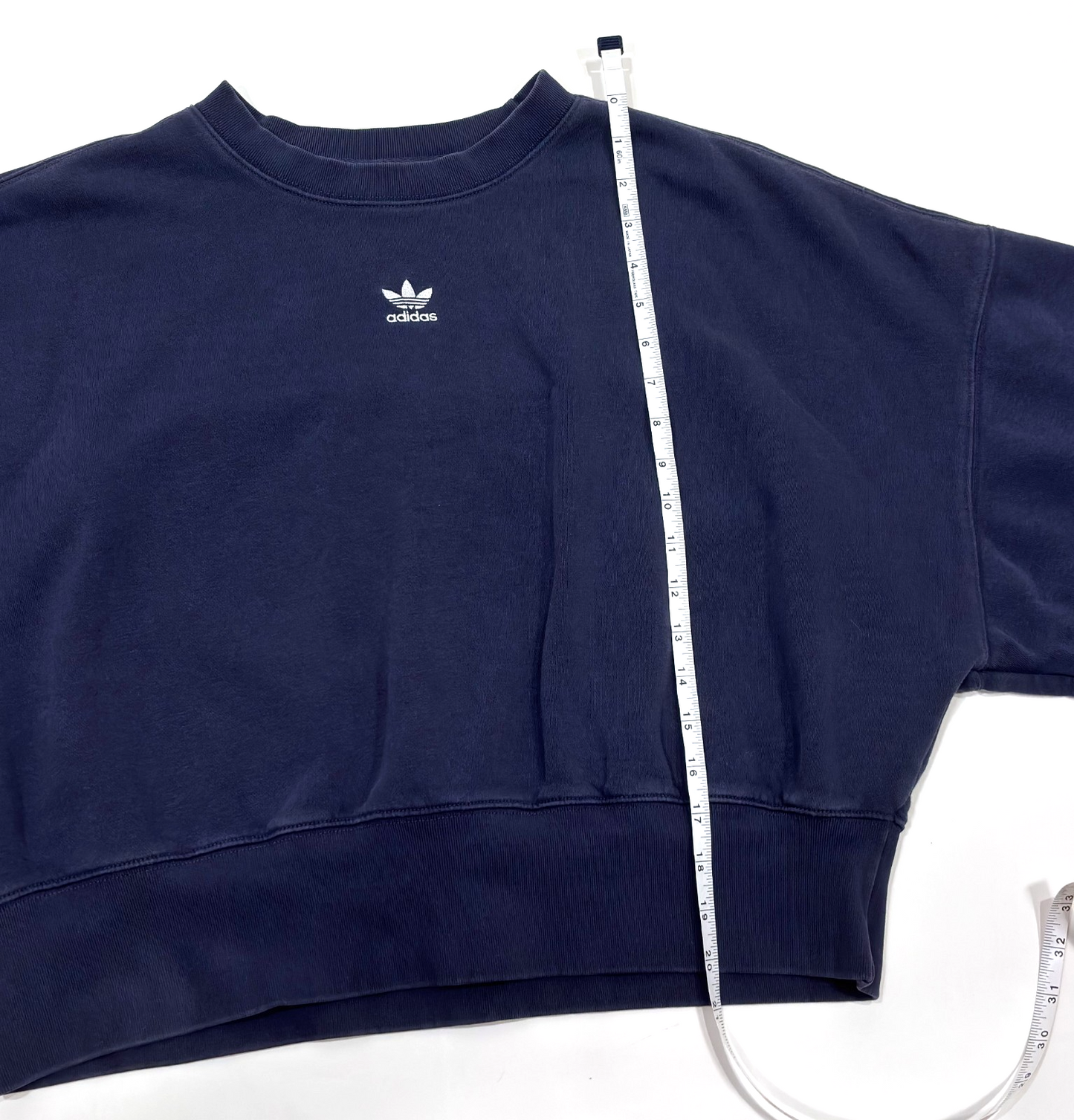 Adidas Adicolor Essentials Crew Neck Sweatshirt Center Logo - XS