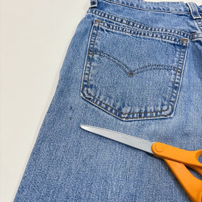 Vintage Levi's Wide Leg 965 Womens Medium Wash Jeans USA Made 31x31