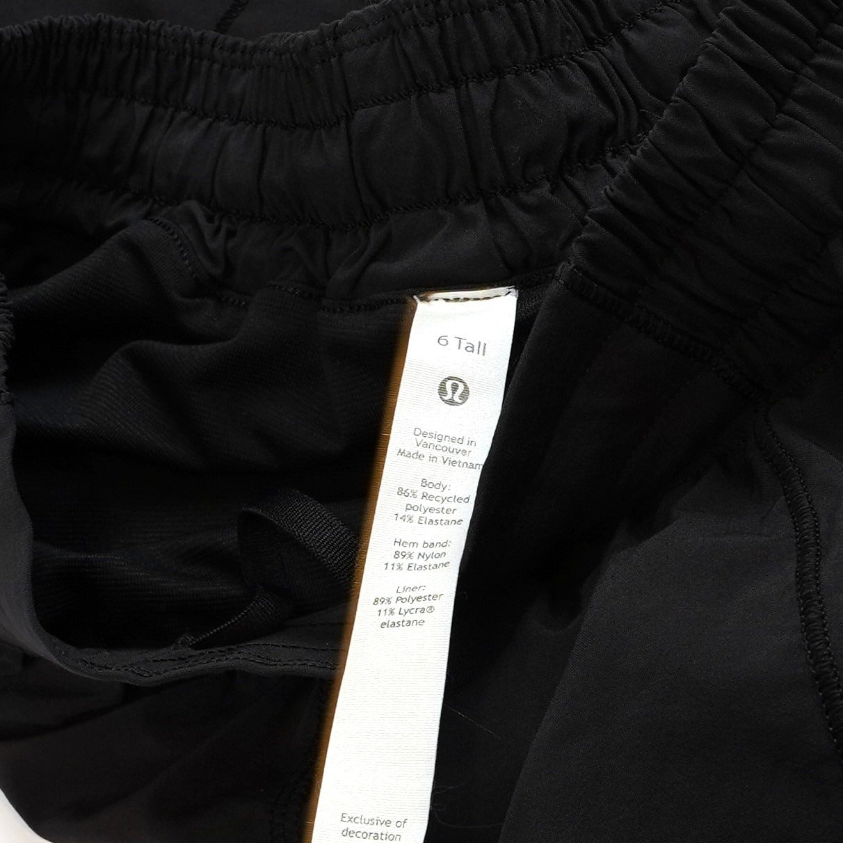 Lululemon Hotty Hot Short II *Long 4" Inseam Black - 6 Tall