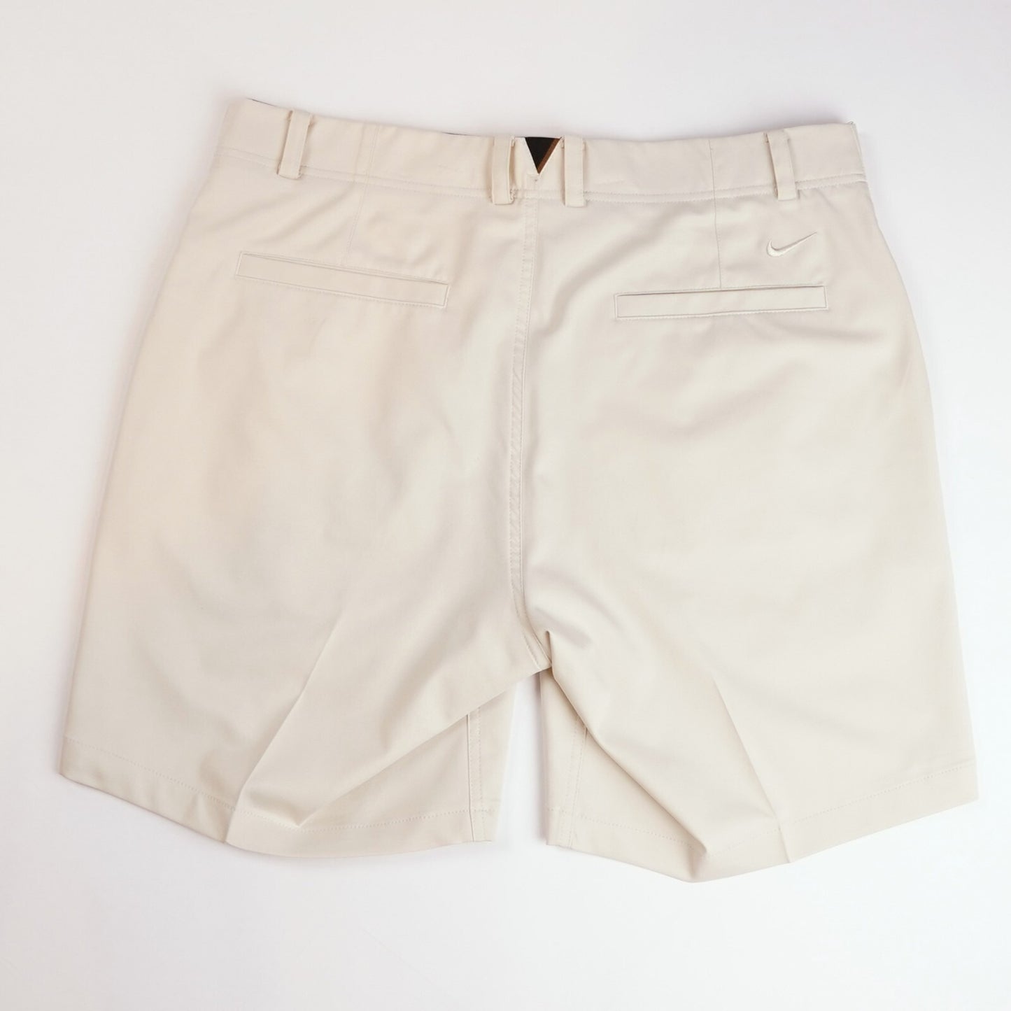 Nike Dri-Fit Victory Chino Khaki Beige Golf Shorts 7" - Size 34