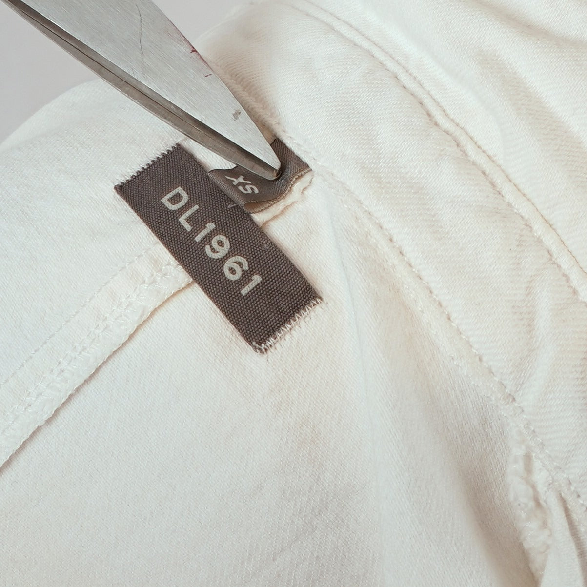 DL1961 Simone Cropped Denim Jean Shirt Jacket White - XS