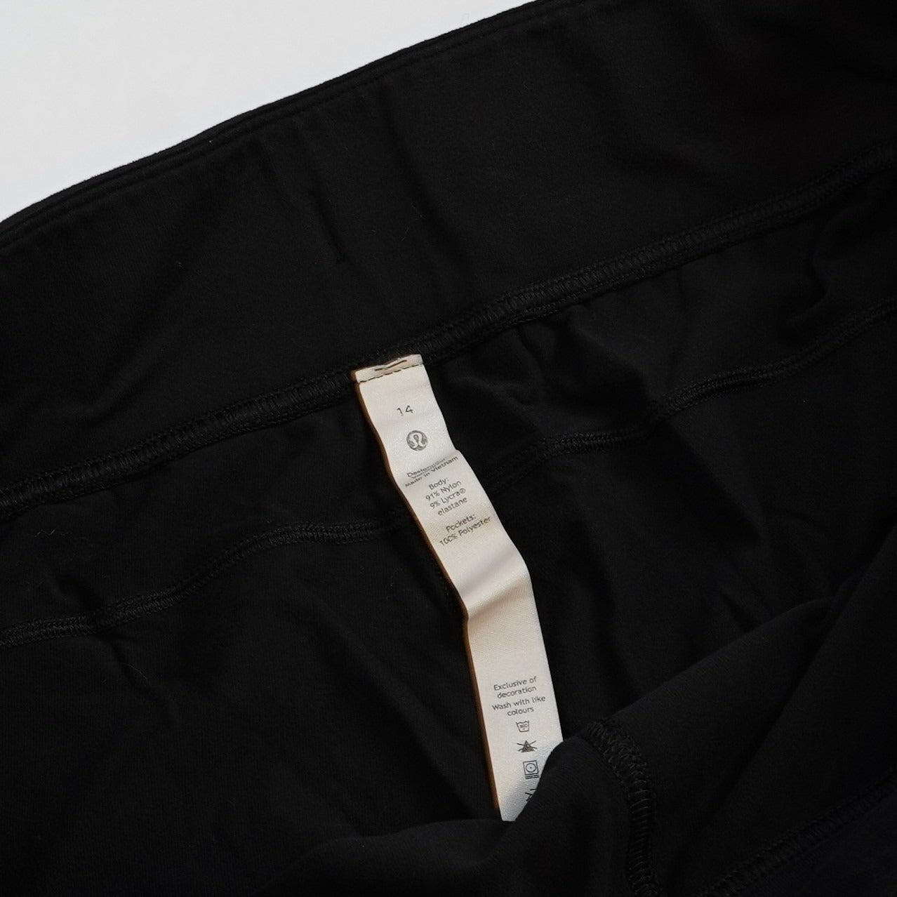 Lululemon Ready to Rulu Jogger Crop 24" Black - 14