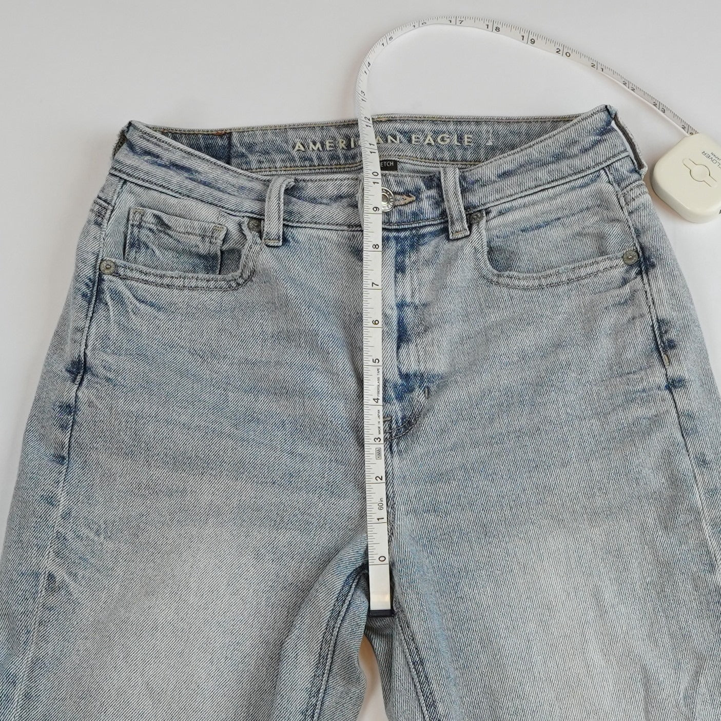 American Eagle Mom Straight Jeans Light Wash - 0 Short