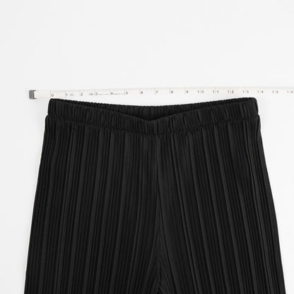 Uniqlo Women's Black Pleated Straight Pants - M - EUC
