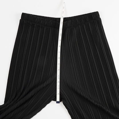 Uniqlo Women's Black Pleated Straight Pants - M - EUC