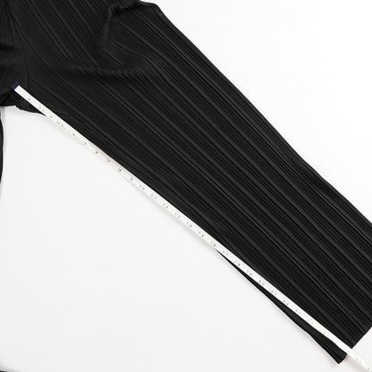 Uniqlo Women's Black Pleated Straight Pants - M - EUC