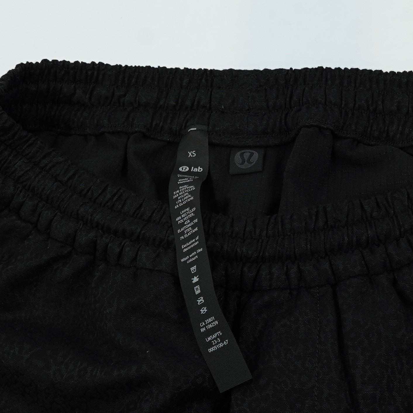 lululemon Lab Jacquard Relaxed Tapered Pant 27" - Leopardo Jacquard Black - XS