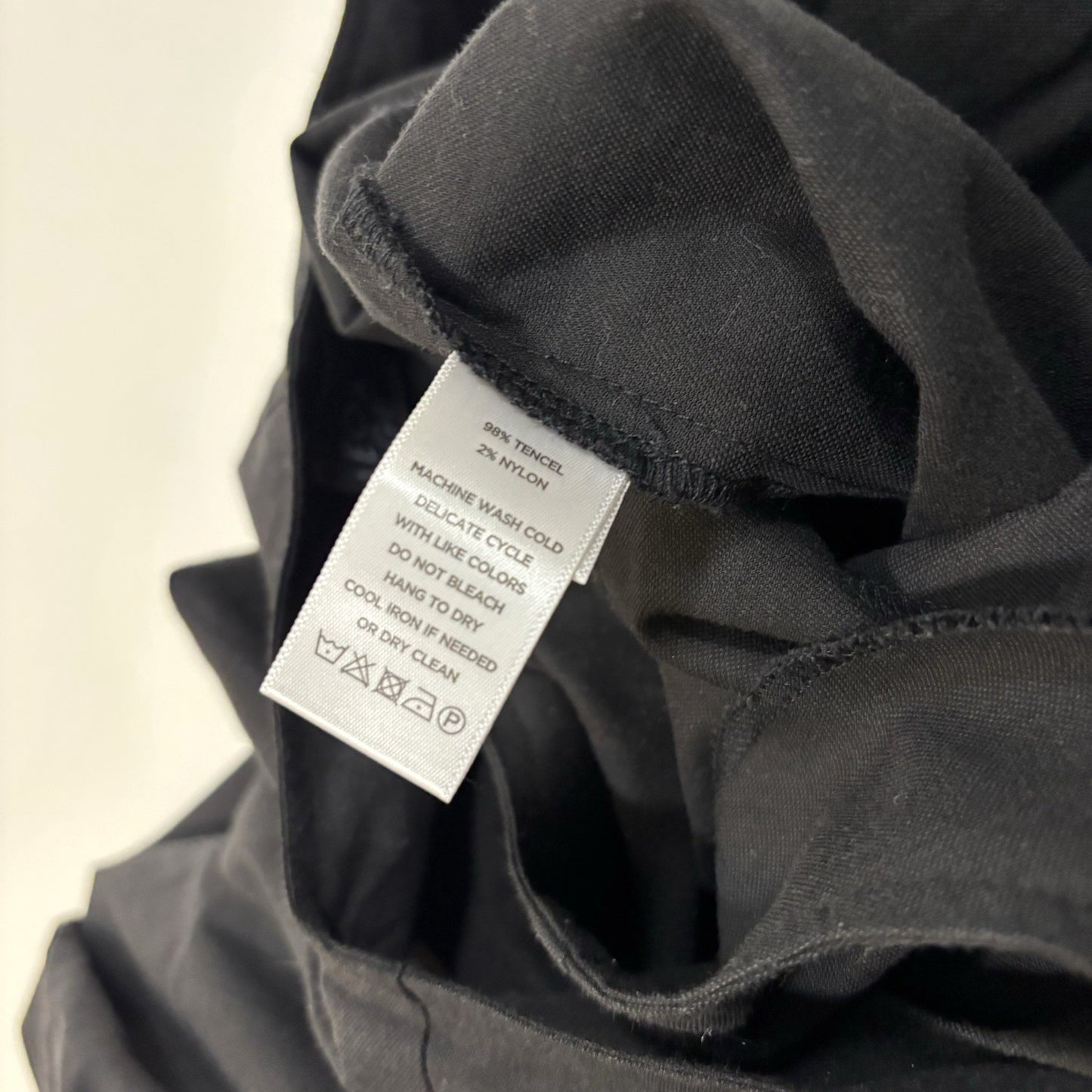 Leo & Sage Sleeveless Wide Leg Jumpsuit V Neck Black Pockets - S