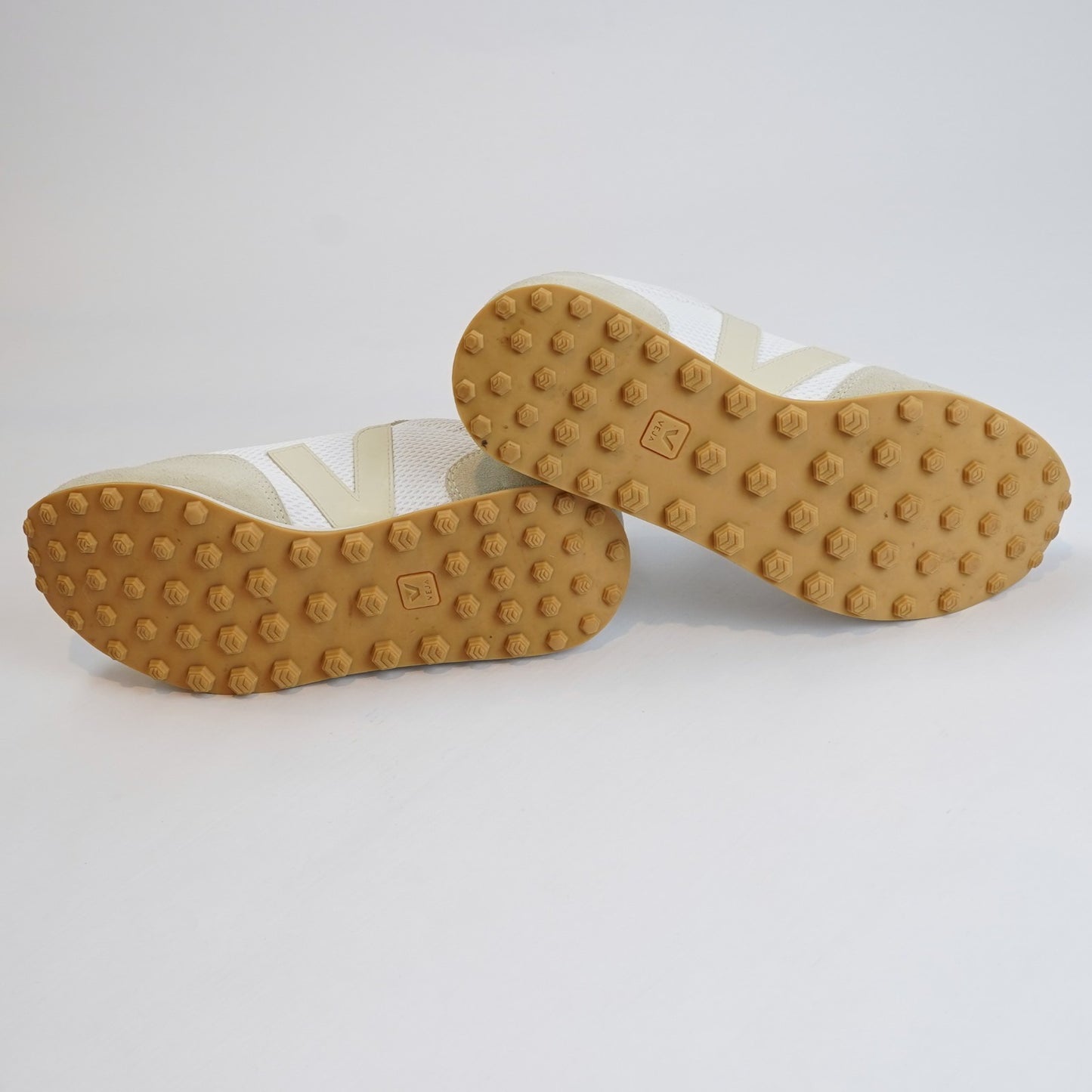 Veja Rio Branco Low Top Sneakers White Pier Natural - Women's Size 9 / Mens 7