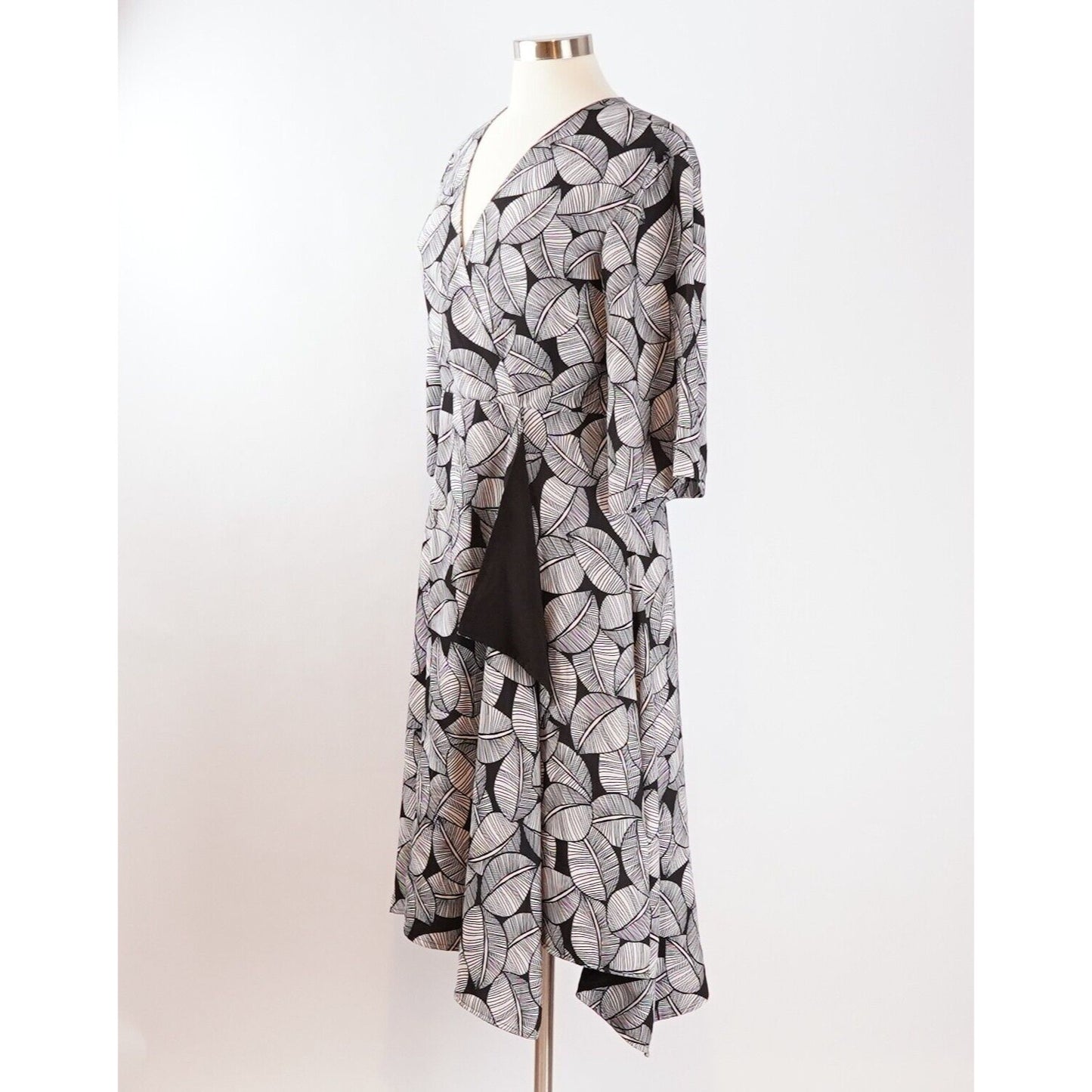 Natori Leaves of Paradise Asymmetrical Dress - 6