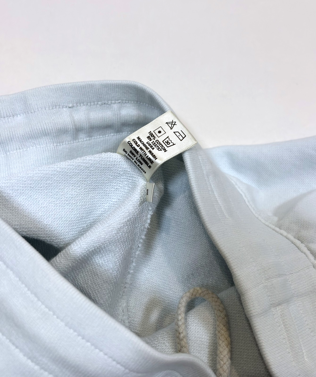 Madhappy Universal Peace Graphic Sweat Shorts Icy Baby Blue - M