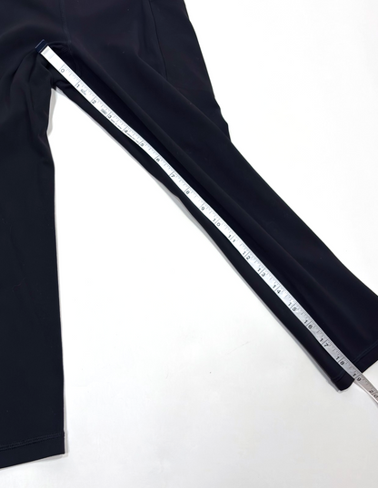 Athleta Salutation Stash Capri Black Pockets - Size XS