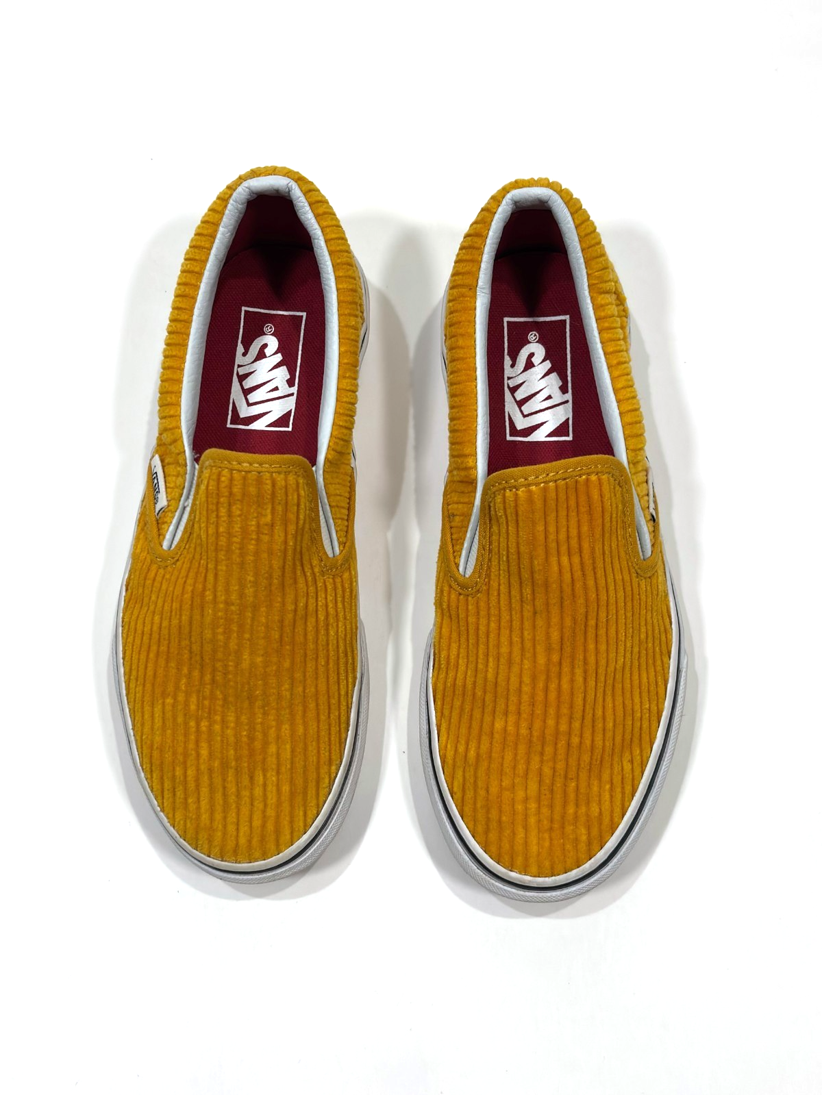 Vans Classic Slip-On Sneakers Sunflower Yellow Corduroy - Womens Size 6 / Mens 4.5