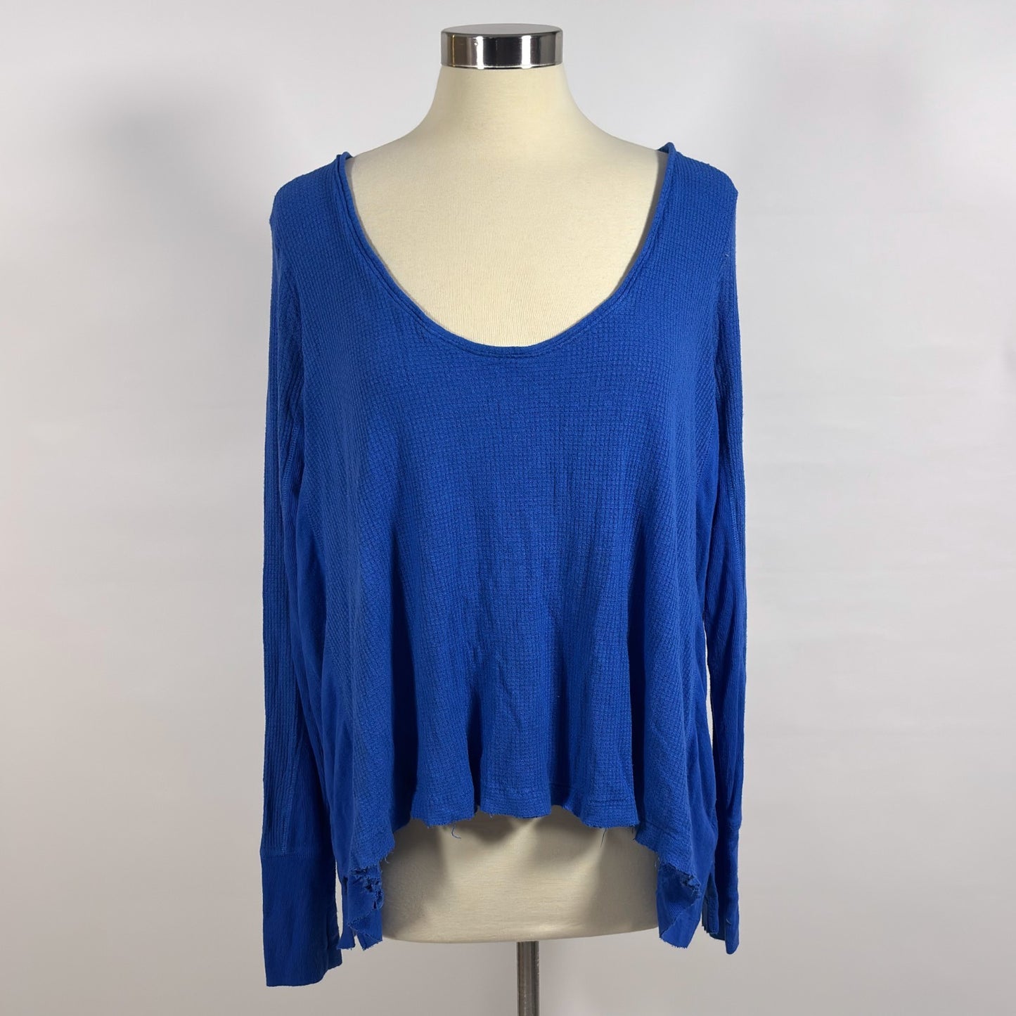 Free People Thermal Waffle Knit Scoop Neck Long Sleeve Shirt Top Tunic Blue - L