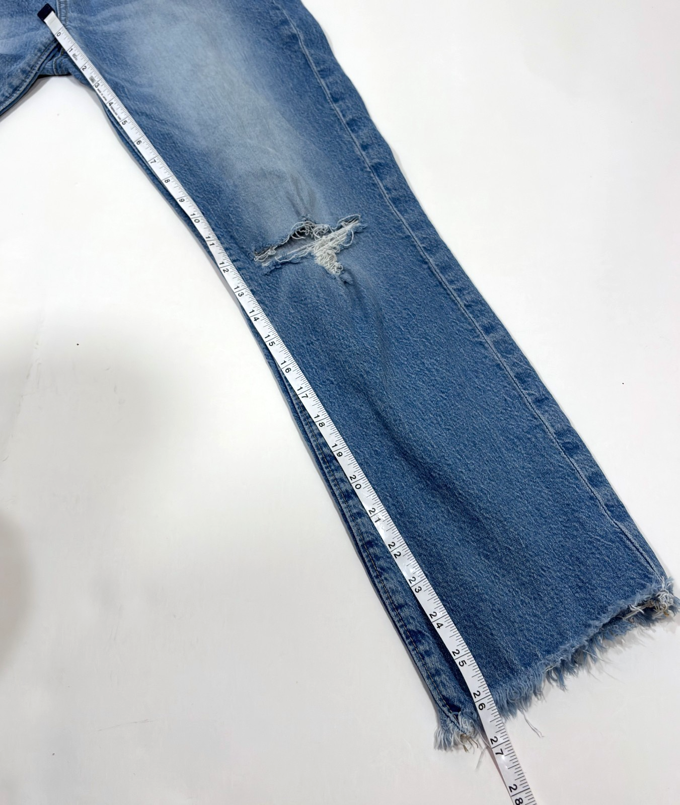 Loft The Straight Crop Jeans Medium Wash Raw Hem Distressed - 0/25