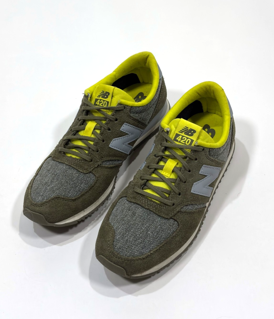 New Balance 420 Sneaker Olive Green Grey Yellow WL420LPB - Women's Size 6.5