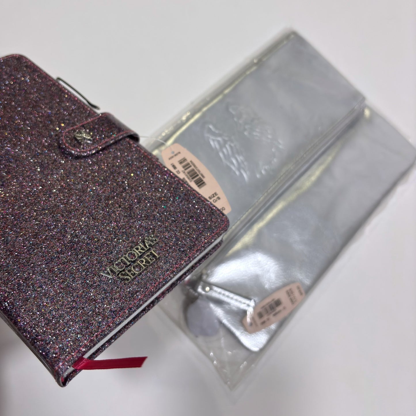 VS Sparkle Notebook, Pen & Silver Foldover Clutch