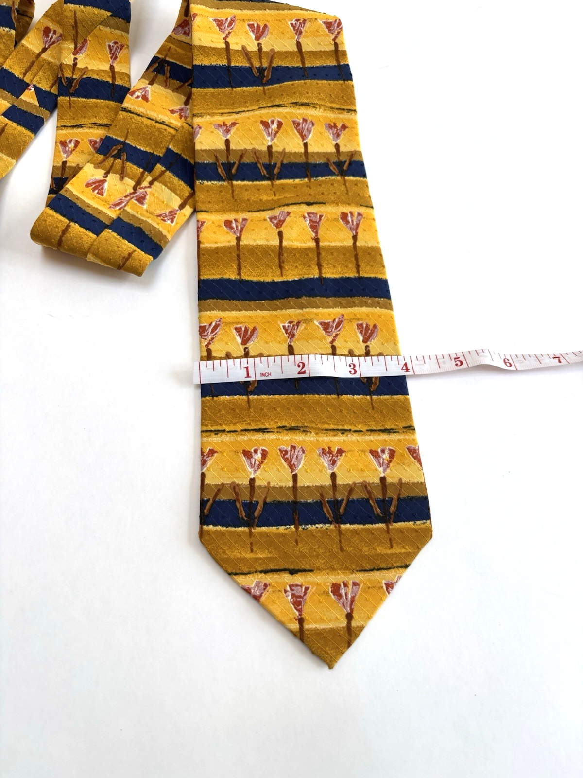 Ermenegildo Zegna Silk Floral Tulip Neck Tie Italy 3.75"