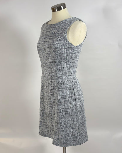 Tahari Sleeveless Sheath Dress Faux Tweed Boucle - 6