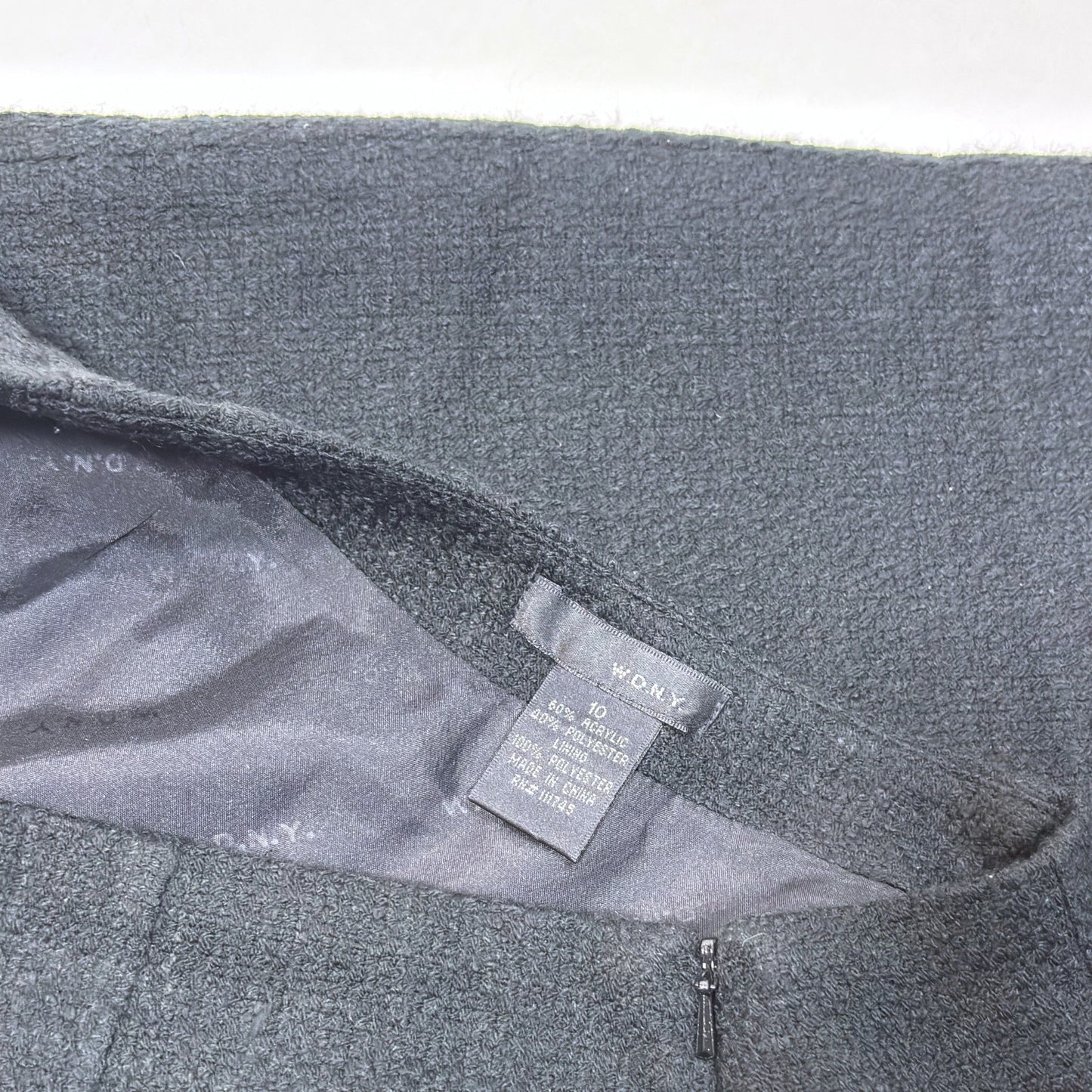 WDNY Black Ruffled Hem Knit Skirt - 10