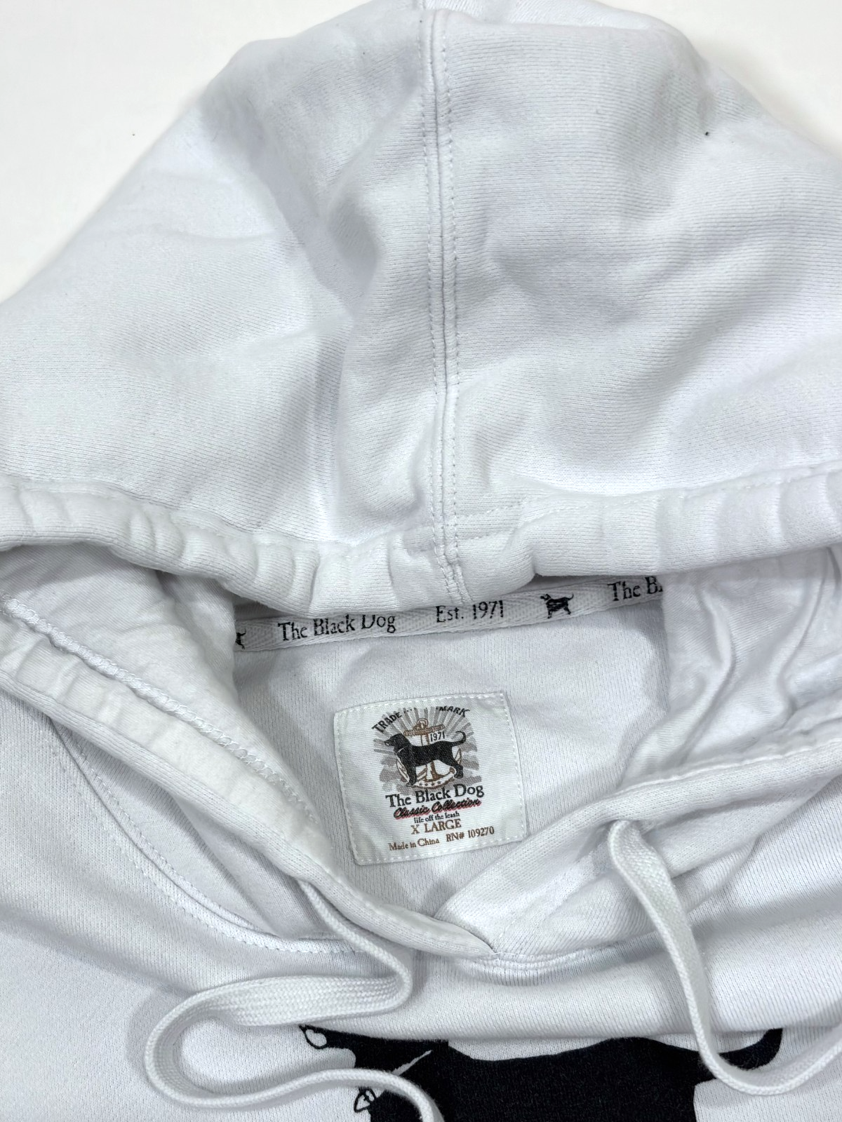 Black Dog Marthas Vineyard Sweatshirt Hoodie Pullover - Youth XL