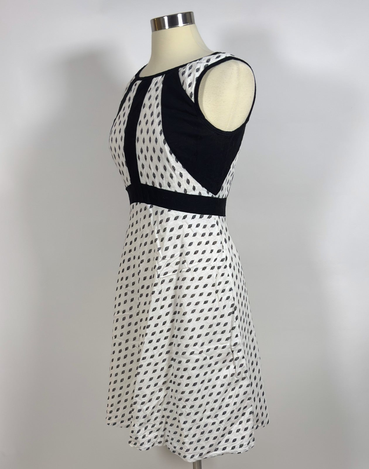 Ivanka Trump A Line Dress Black White - 10
