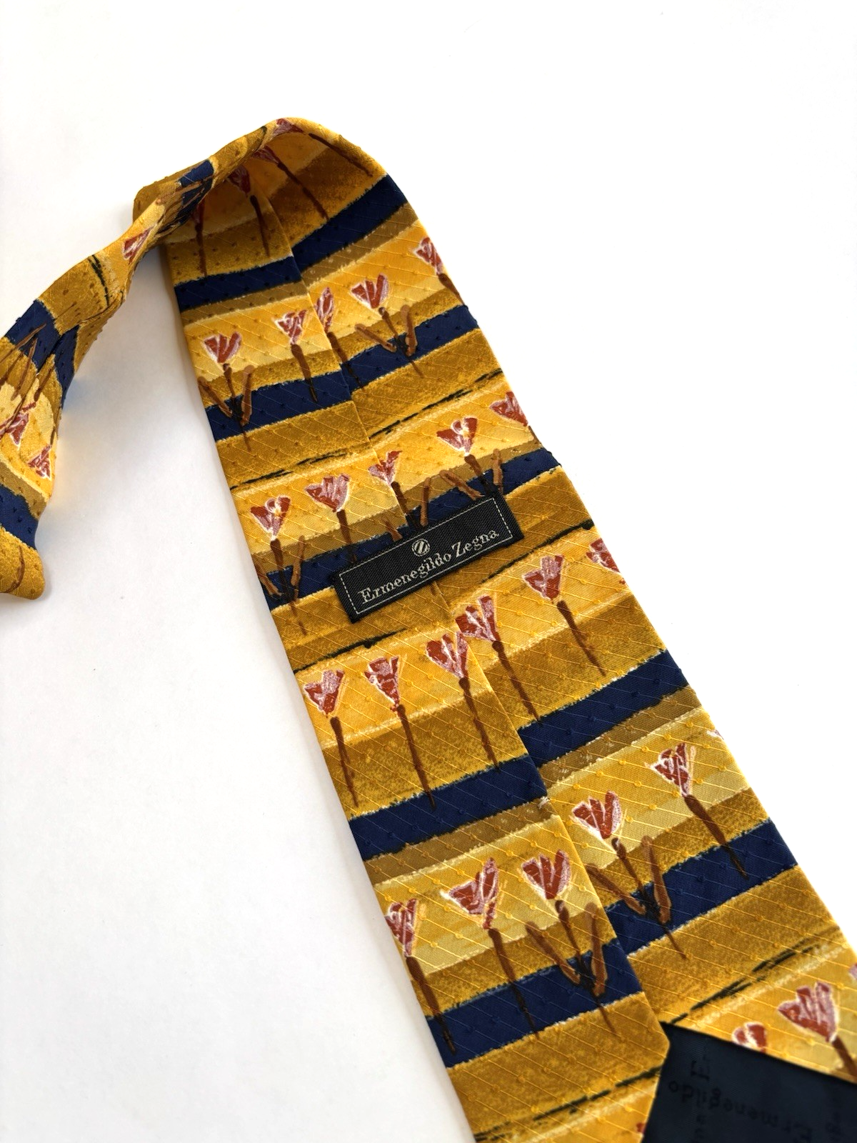 Ermenegildo Zegna Silk Floral Tulip Neck Tie Italy 3.75"