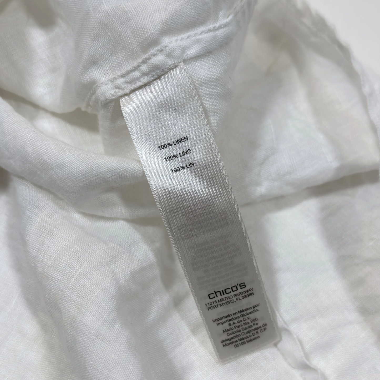 Chicos White Linen Button Down Shirt Gold Buttons - XL