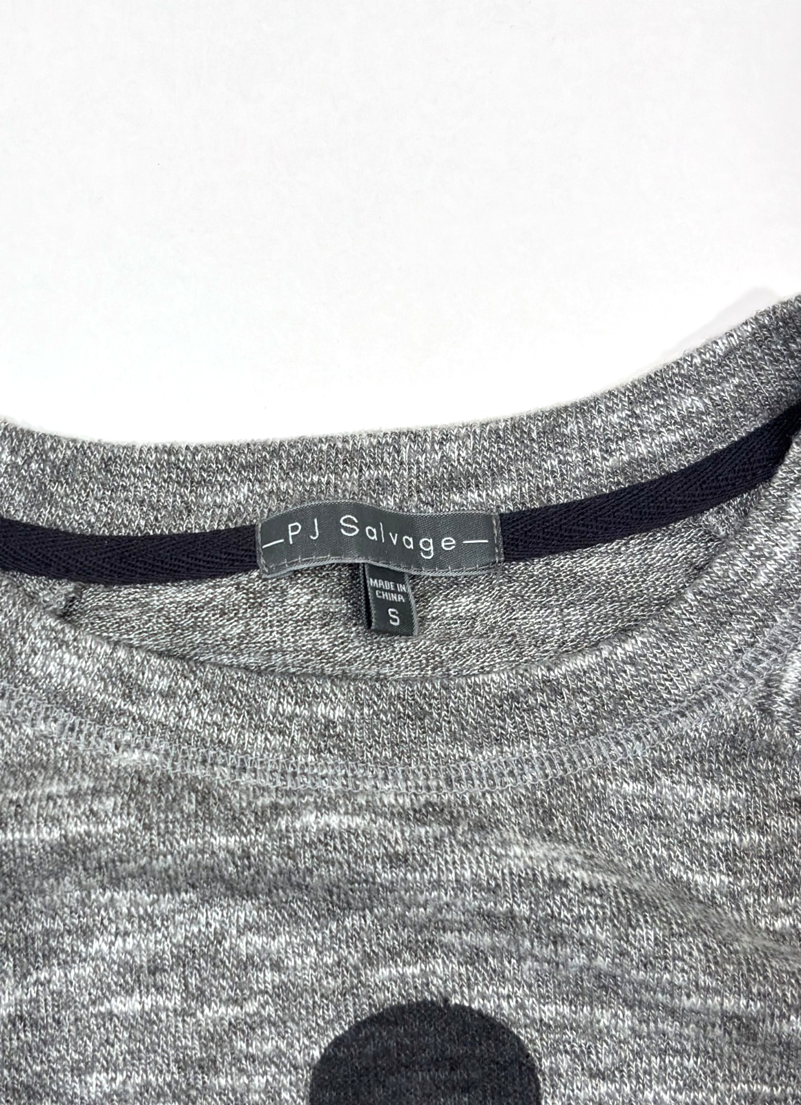 PJ Salvage Skull Crewneck Long Sleeve Gray Black - Small