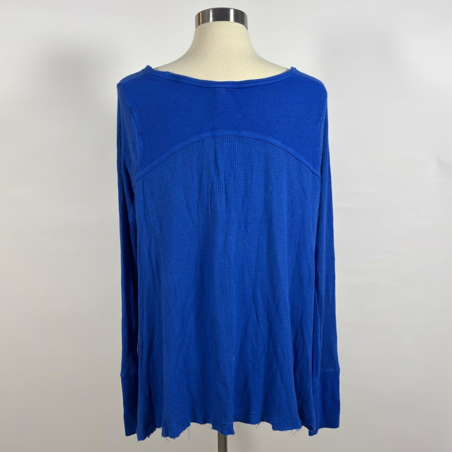 Free People Thermal Waffle Knit Scoop Neck Long Sleeve Shirt Top Tunic Blue - L