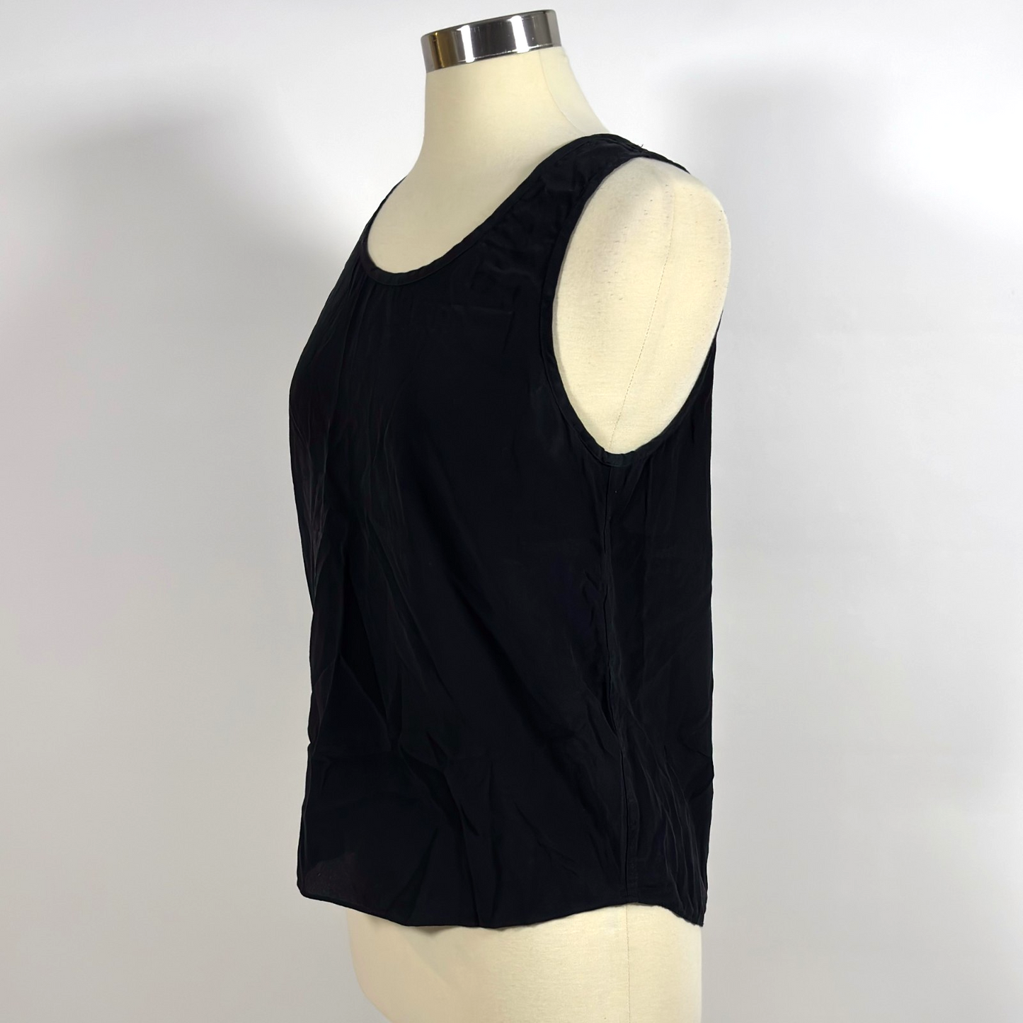 Grana Chinese Silk Classic Black Tank Top - L