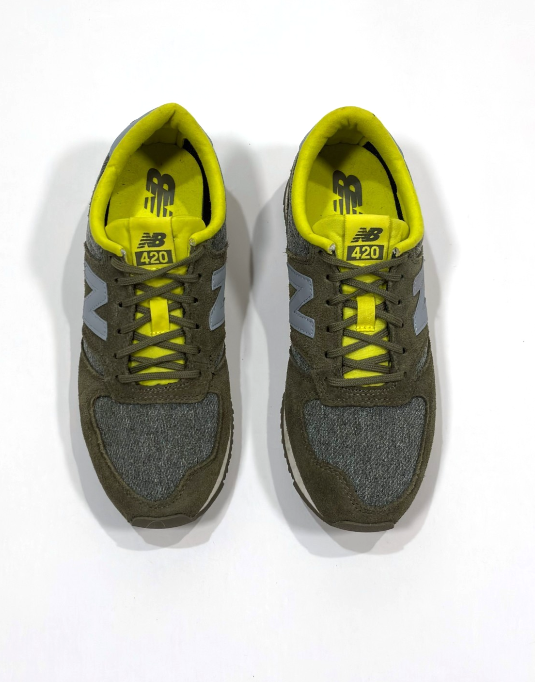 New Balance 420 Sneaker Olive Green Grey Yellow WL420LPB - Women's Size 6.5